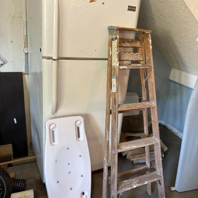 Sale Photo Thumbnail #251: refrigerator Frigidaire $100