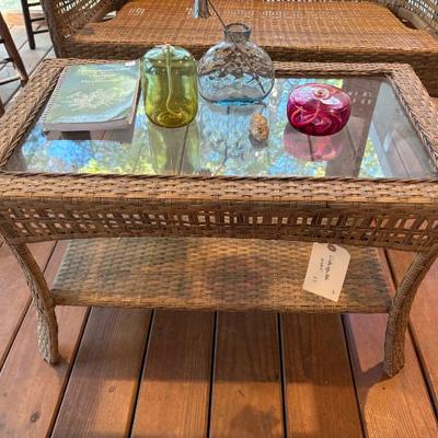 Sale Photo Thumbnail #163: coffee table $39
30 X 15 X 18"