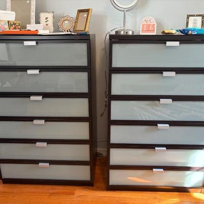Sale Photo Thumbnail #143: Ikea open cast of drawers $139
32 X 19 X 49"
2 available