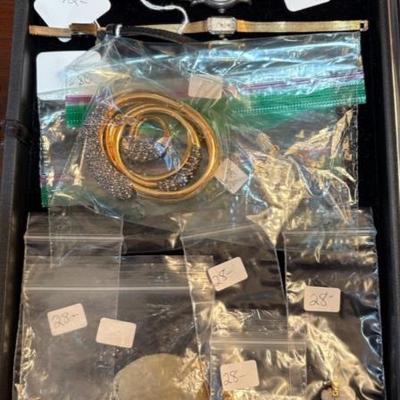 Sale Photo Thumbnail #221