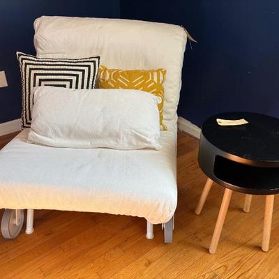 Sale Photo Thumbnail #146: futon $99 table $35
16 X 22"