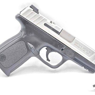 200 • smith & wesson sd9 ve 9mm semi auto pistol