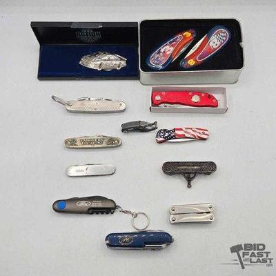 Sale Photo Thumbnail #179: 2114 • (12) pocket knives & stanley pocket level