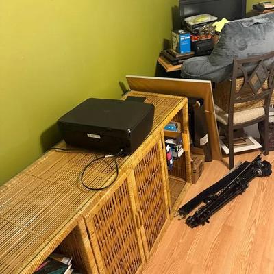 Routan Entertainment Stand 69w 18d 30t