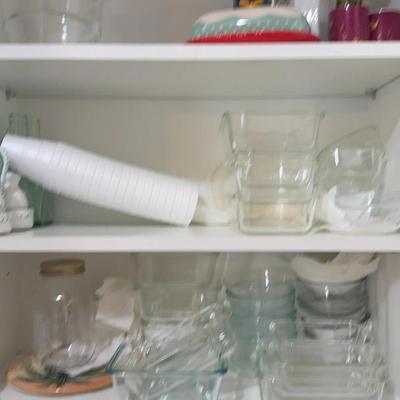 Lot If Glass Cookware 