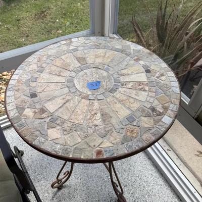 Mosaic Round Table 24in Round 28in Tall