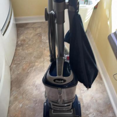 Shark Vacuum Navigator Deluxe