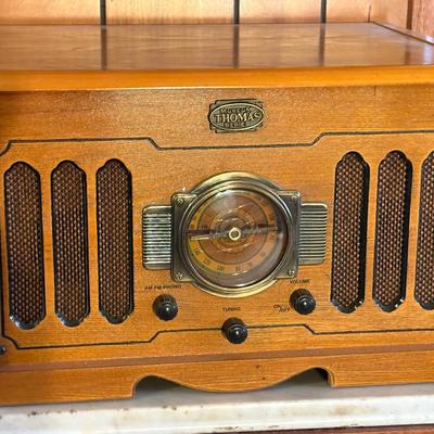 Thomas Museum Series Turntable