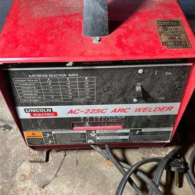 Lincoln AC-225C Arc Welder 