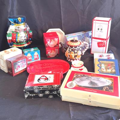 Collection Of Christmas Entertaining Pieces, Lennox