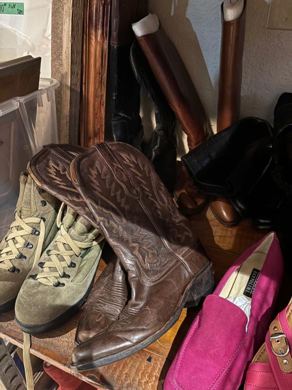 Sale Photo Thumbnail #332