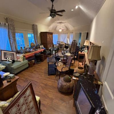 Sale Gallery Photo Thumbnail