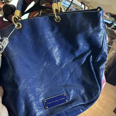 Sale Photo Thumbnail #323