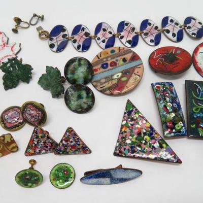 Sale Photo Thumbnail #335