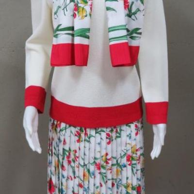 Sale Photo Thumbnail #360