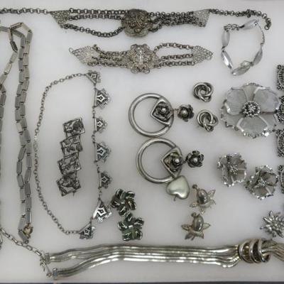 Sale Photo Thumbnail #639