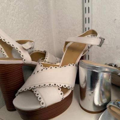 Sale Photo Thumbnail #183