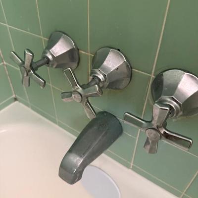 Sale Photo Thumbnail #452: Bathroom fixtures for sale