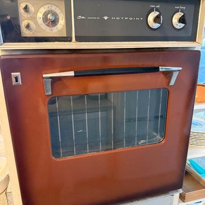 Sale Photo Thumbnail #460: Oven for sale