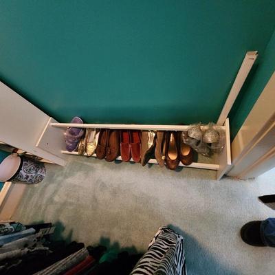 Sale Photo Thumbnail #43