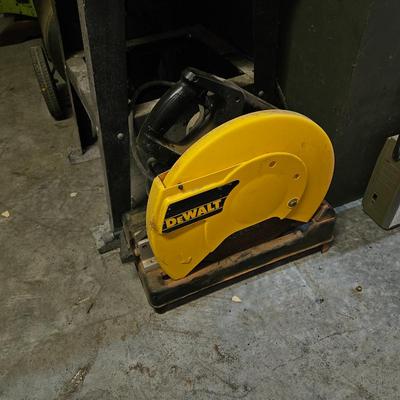 Sale Photo Thumbnail #101: Tile Saw