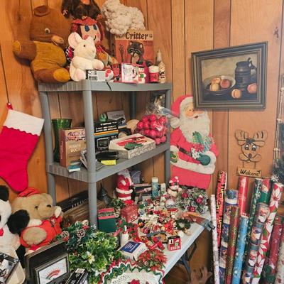 Sale Photo Thumbnail #9: Vintage Christmas