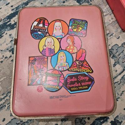 Sale Photo Thumbnail #138: Barbie Doll Trunck