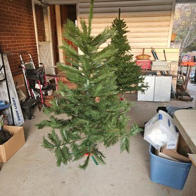 Sale Photo Thumbnail #50: Vintage Christmas tree