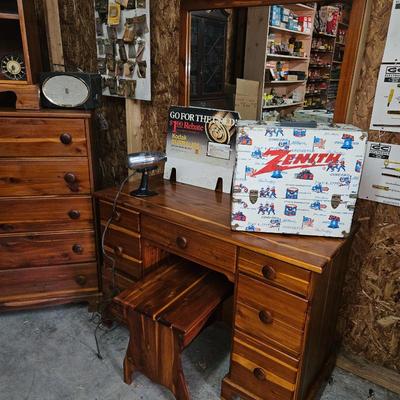 Sale Photo Thumbnail #121: Vintage Zenith tool box