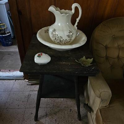 Sale Photo Thumbnail #130: Pitcher and Bowl on Splay leg Table