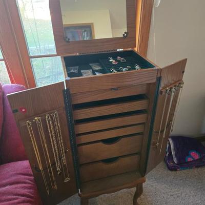 Sale Photo Thumbnail #13