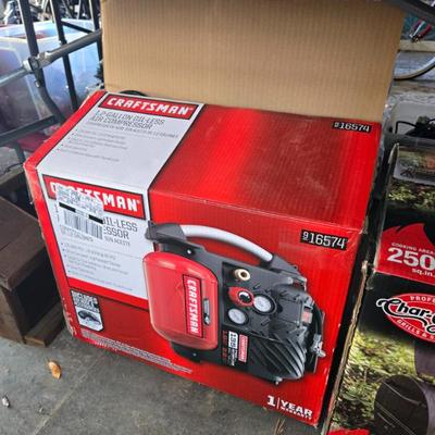 Sale Photo Thumbnail #184