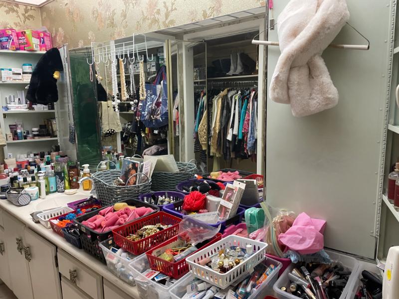 Sale Photo Thumbnail #2