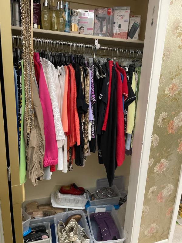 Sale Photo Thumbnail #4