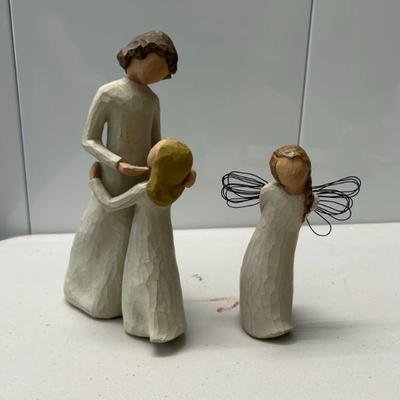 Sale Photo Thumbnail #298: Willow Tree "Mother & Daughter and "Thank You" figurines. 