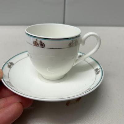 Sale Photo Thumbnail #210: Premium bone porcelain teacup and saucer by Villeroy & Boch. 