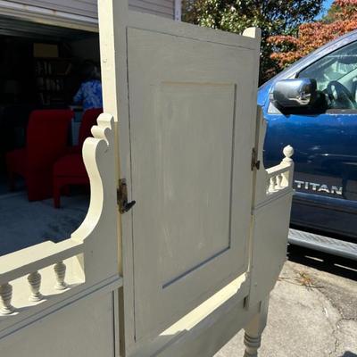 Sale Photo Thumbnail #50