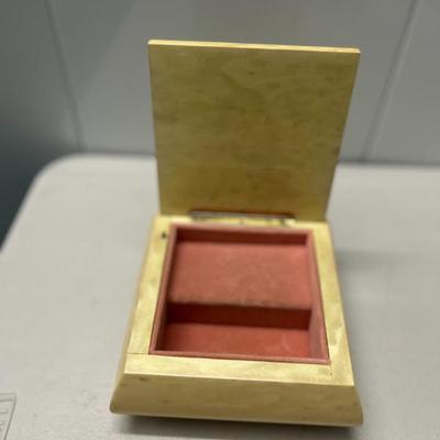 Sale Photo Thumbnail #337