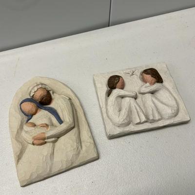 Sale Photo Thumbnail #258: Willow Tree wall plaques. "A Child Is Born" & "Friendship" 
