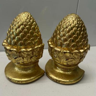 Sale Photo Thumbnail #285: Heavy vintage acorn gold leaf bookends. 