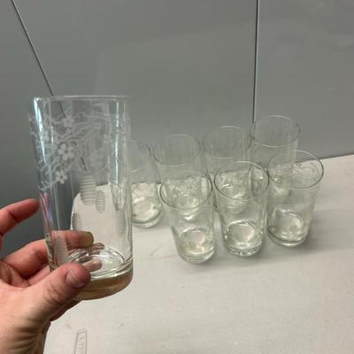 Sale Photo Thumbnail #349: Vintage set of 8 etched Japanese cherry blossom and lantern highball glasses. 