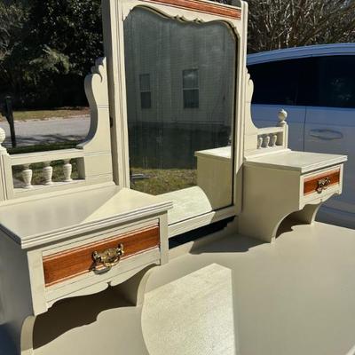 Sale Photo Thumbnail #47