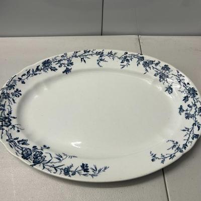 Sale Photo Thumbnail #136: Antique Thomas Maddock & Sons serving platter. 