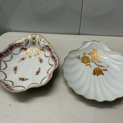 Sale Photo Thumbnail #331: Scalloped shell gold rimmed pieces. One is Limoges and one is Meissen. 
