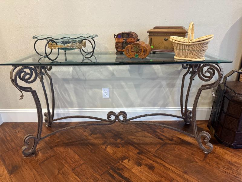 Sale Photo Thumbnail #11