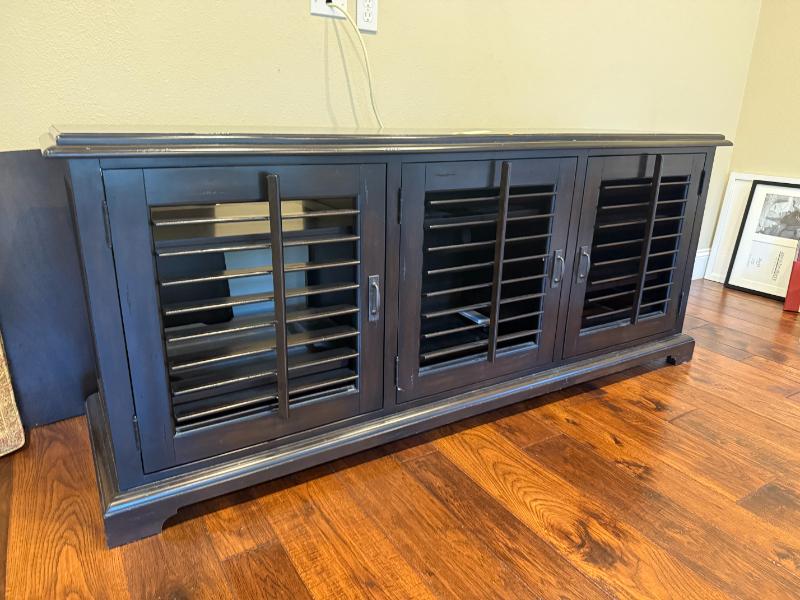 Sale Photo Thumbnail #9