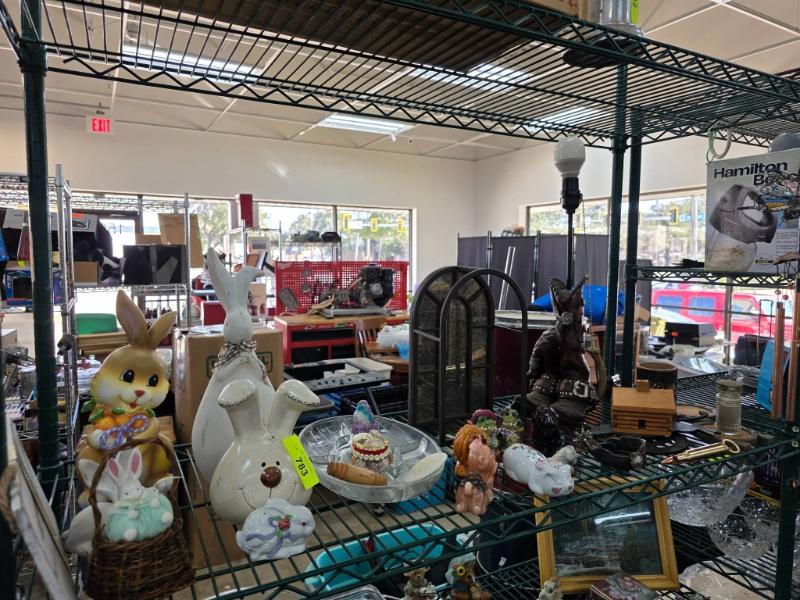 Sale Photo Thumbnail #283