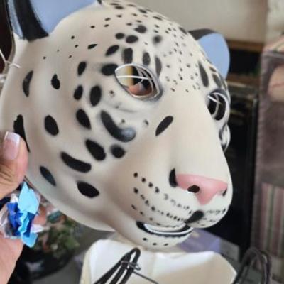 Sale Photo Thumbnail #381