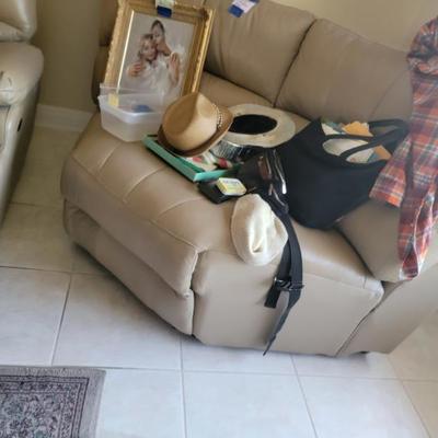 Sale Photo Thumbnail #128