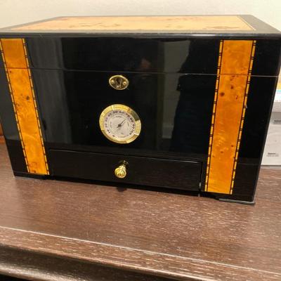 Sale Photo Thumbnail #23